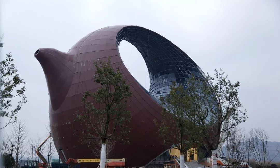 無錫一超大茶壺建築,造型吸睛奪人眼球,用玻璃建造獲世界紀錄|茶壺