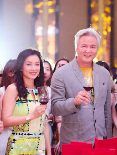 林瑞阳张庭被查处，新京报亲自官宣，直言两人是传销，被冻结6亿休闲区蓝鸢梦想 - Www.slyday.coM