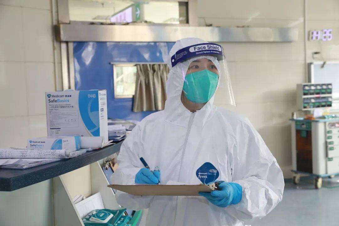 西安疫情前后“对比照”,两种情况两种声音,但都有同一种心态!休闲区蓝鸢梦想 - Www.slyday.coM 西安疫情前后“对比照”,两种情况两种声音,但都有同一种心态!休闲区蓝鸢梦想 - Www.slyday.coM