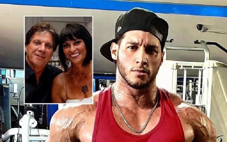 29岁的纽约健美运动员，因枪杀地产大亨父母，驾车逃跑而被捕休闲区蓝鸢梦想 - Www.slyday.coM