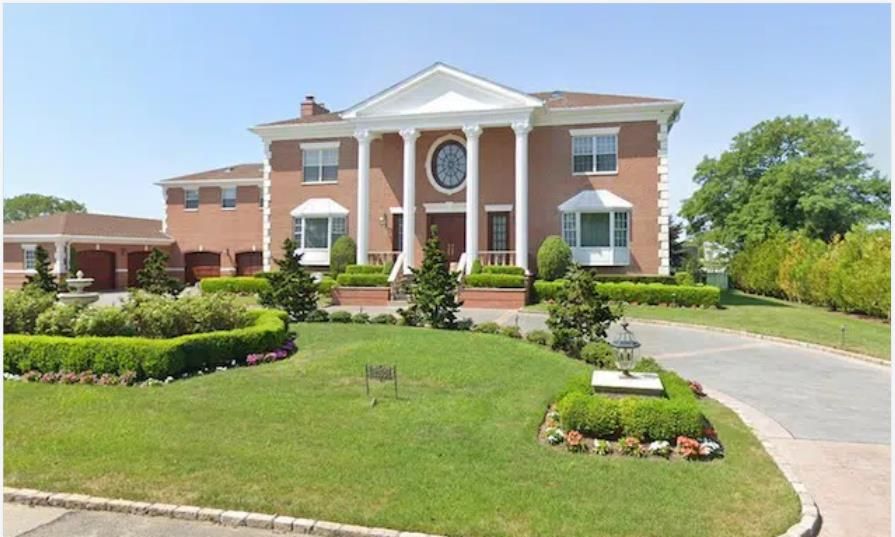 29岁的纽约健美运动员，因枪杀地产大亨父母，驾车逃跑而被捕休闲区蓝鸢梦想 - Www.slyday.coM