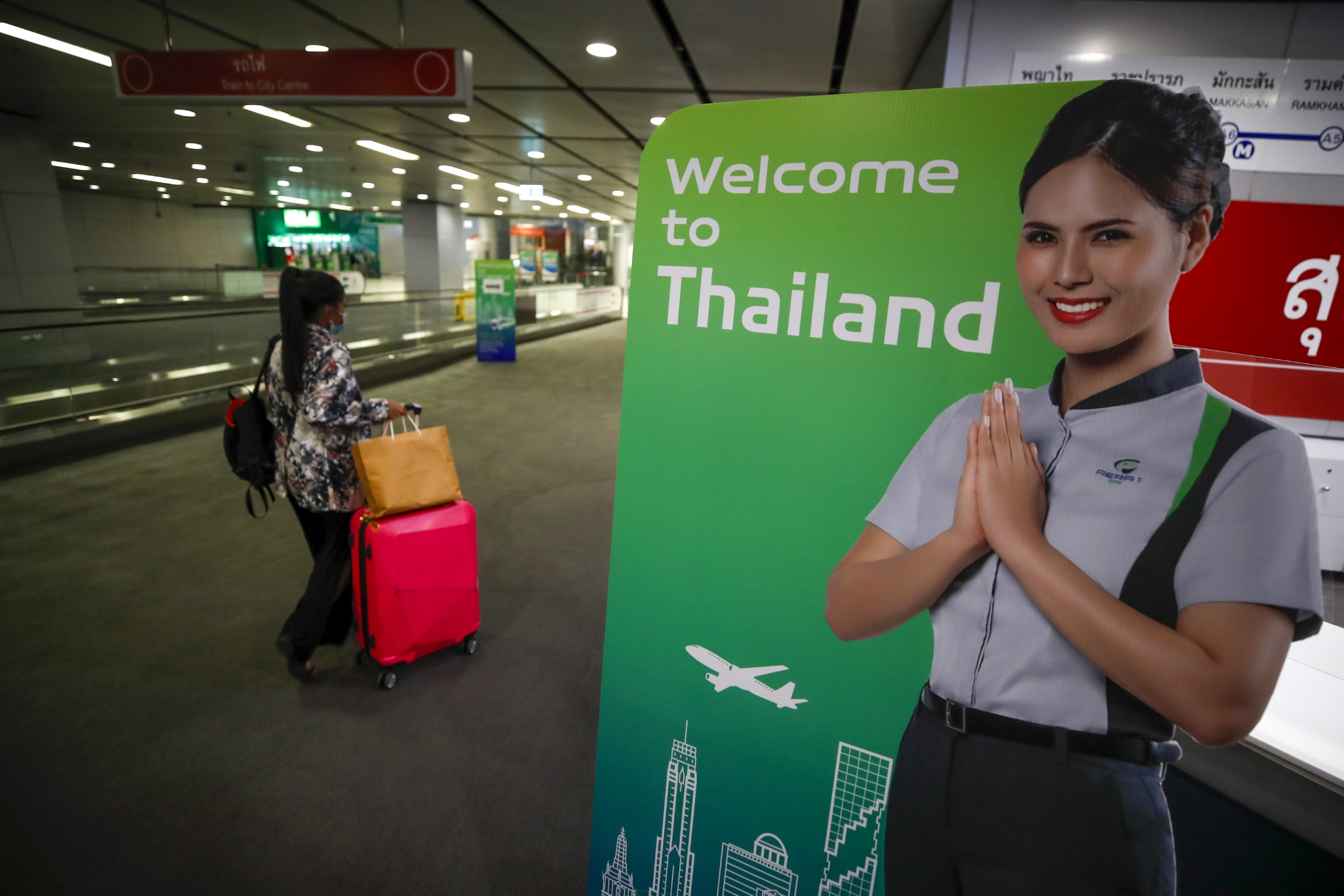 疫情下的泰国曼谷素万那普机场