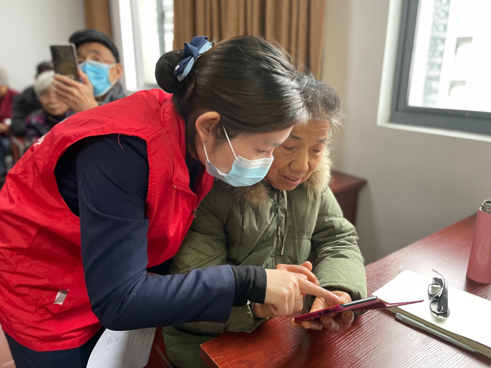 让千万老人跨越数字鸿沟江苏移动适老化服务荣获金钥匙冠军奖