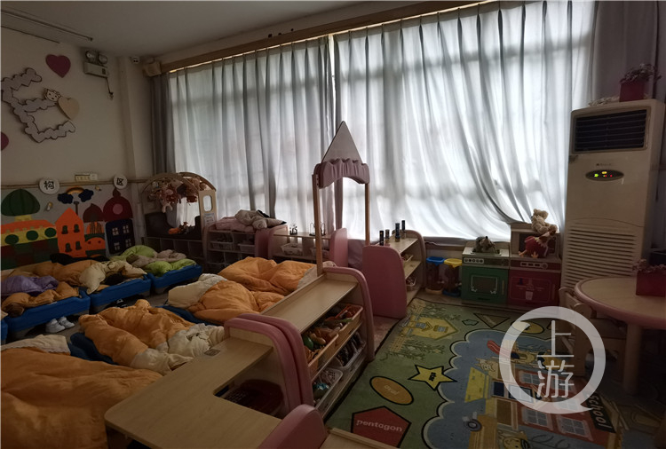 重庆气温骤降，家长关心的问题来了， 学校会不会开空调？休闲区蓝鸢梦想 - Www.slyday.coM