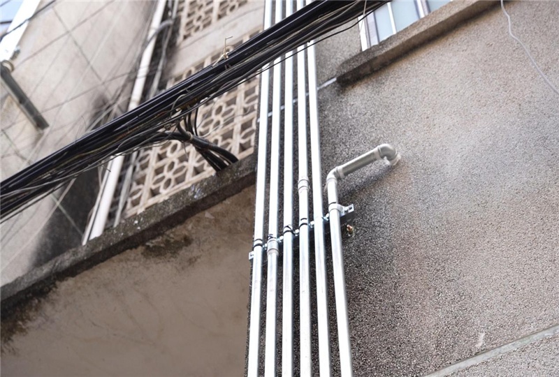 广西南宁:老旧小区换新颜 居民展笑颜