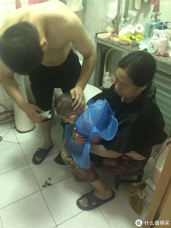 儿童居家理发不完全指南！工具/经验/注意事项分享！新手爸妈必看！建议收藏！休闲区蓝鸢梦想 - Www.slyday.coM