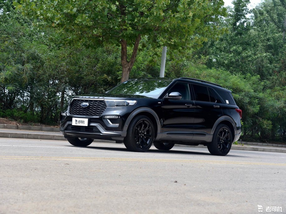 预算40万选谁？探险者 VS 途昂