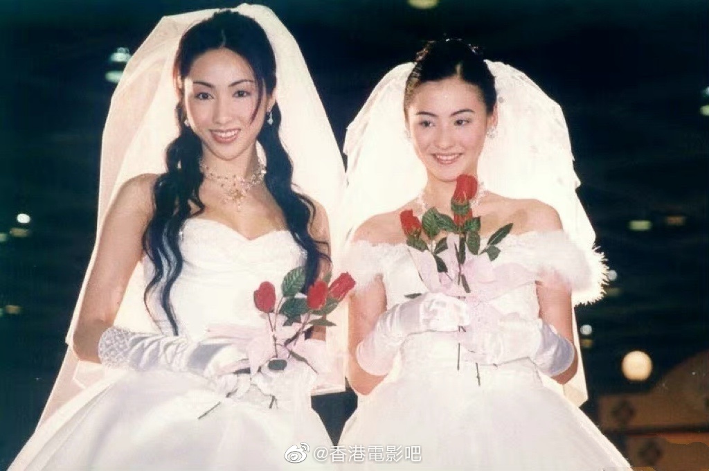 黎姿和张柏芝开心聚会大美女同框合照两位状态都好好哦