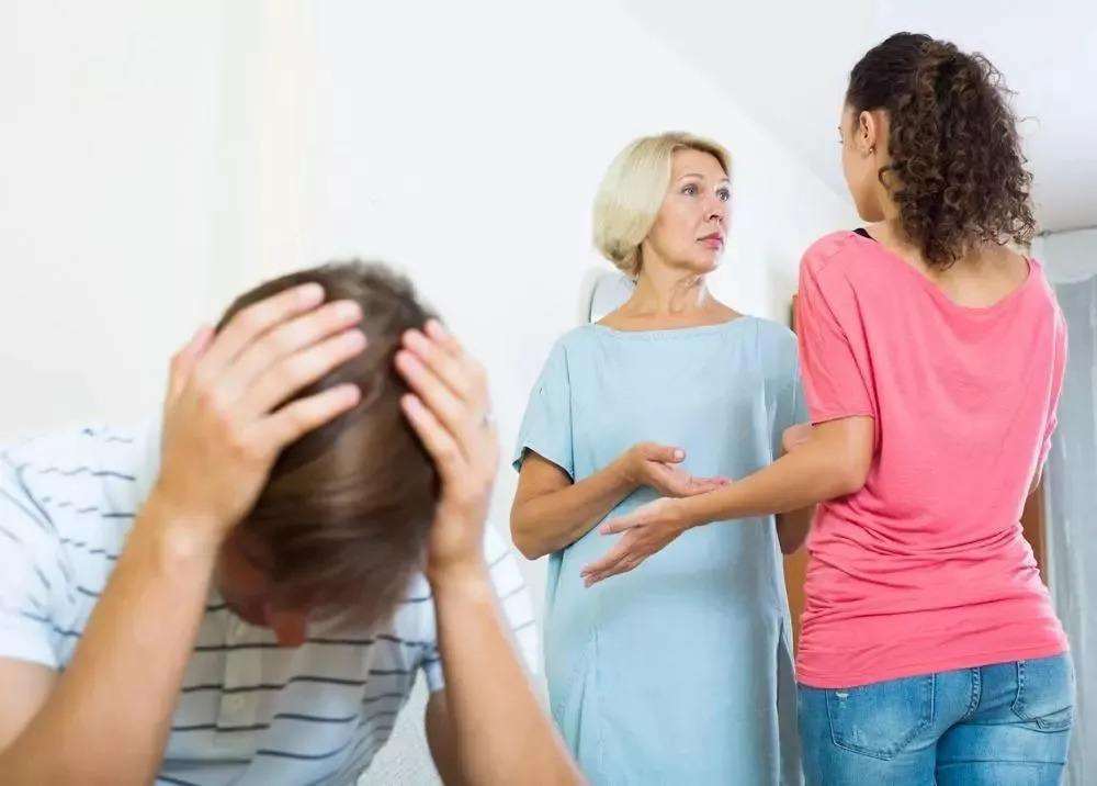 复旦大学教授：我的儿子9岁了还在被婆婆喂饭，我却无可奈何休闲区蓝鸢梦想 - Www.slyday.coM