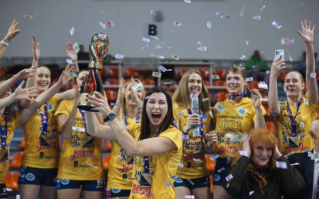 MVP法布里斯！喀山迪纳摩第7次捧起俄罗斯杯冠军奖杯！休闲区蓝鸢梦想 - Www.slyday.coM