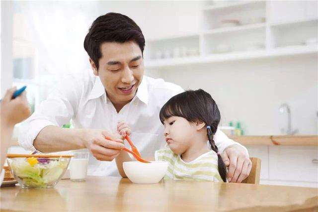 复旦大学教授：我的儿子9岁了还在被婆婆喂饭，我却无可奈何休闲区蓝鸢梦想 - Www.slyday.coM