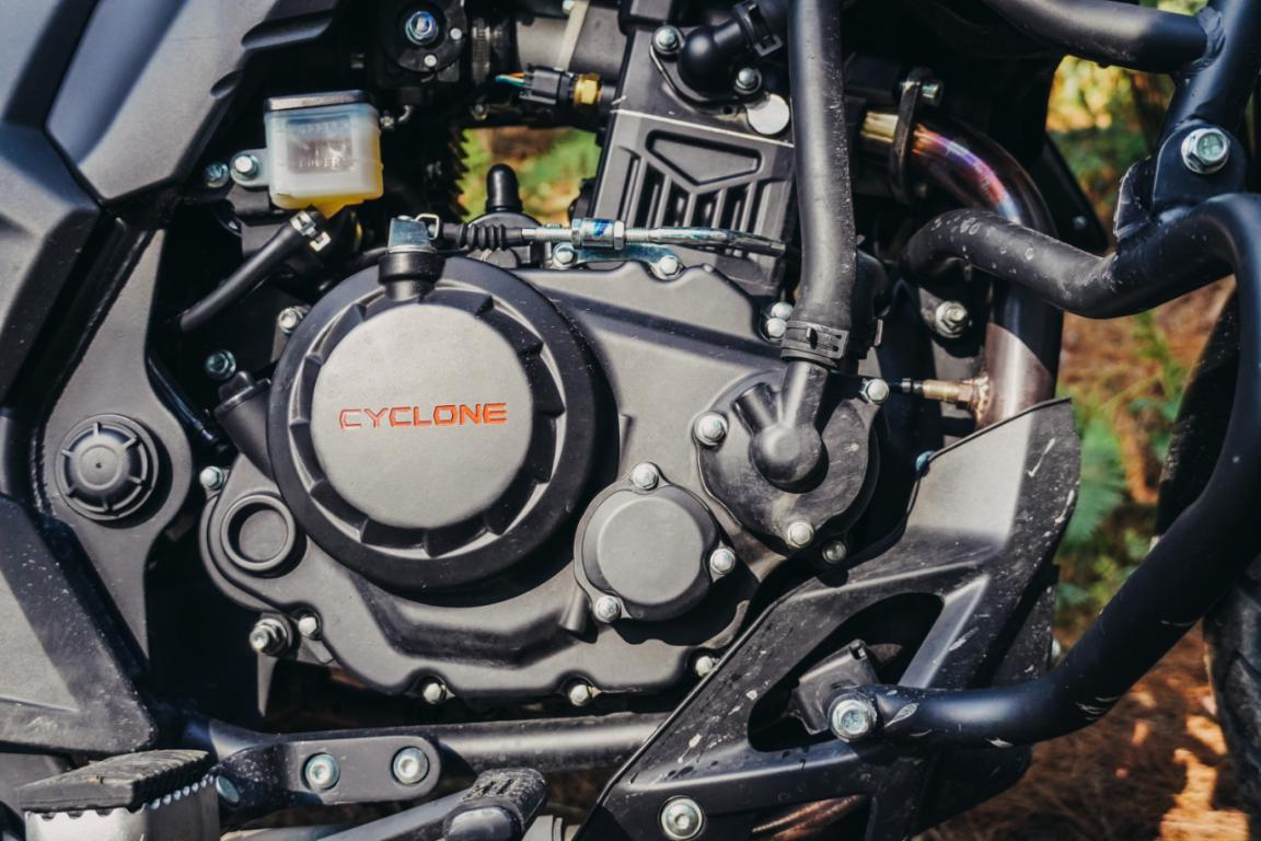 赛科龙第三代rx1s能否力压五羊本田猛鸷190x