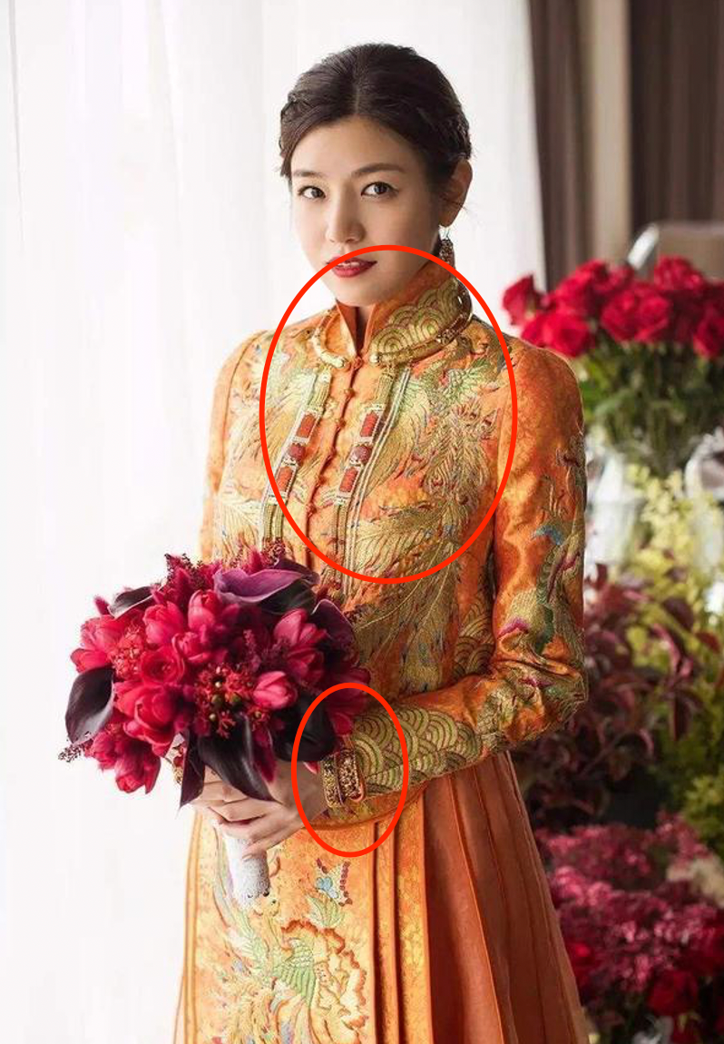 45岁林淑敏晒剧中结婚造型！脖子挂满黄金首饰，手腕上戴10个手镯休闲区蓝鸢梦想 - Www.slyday.coM