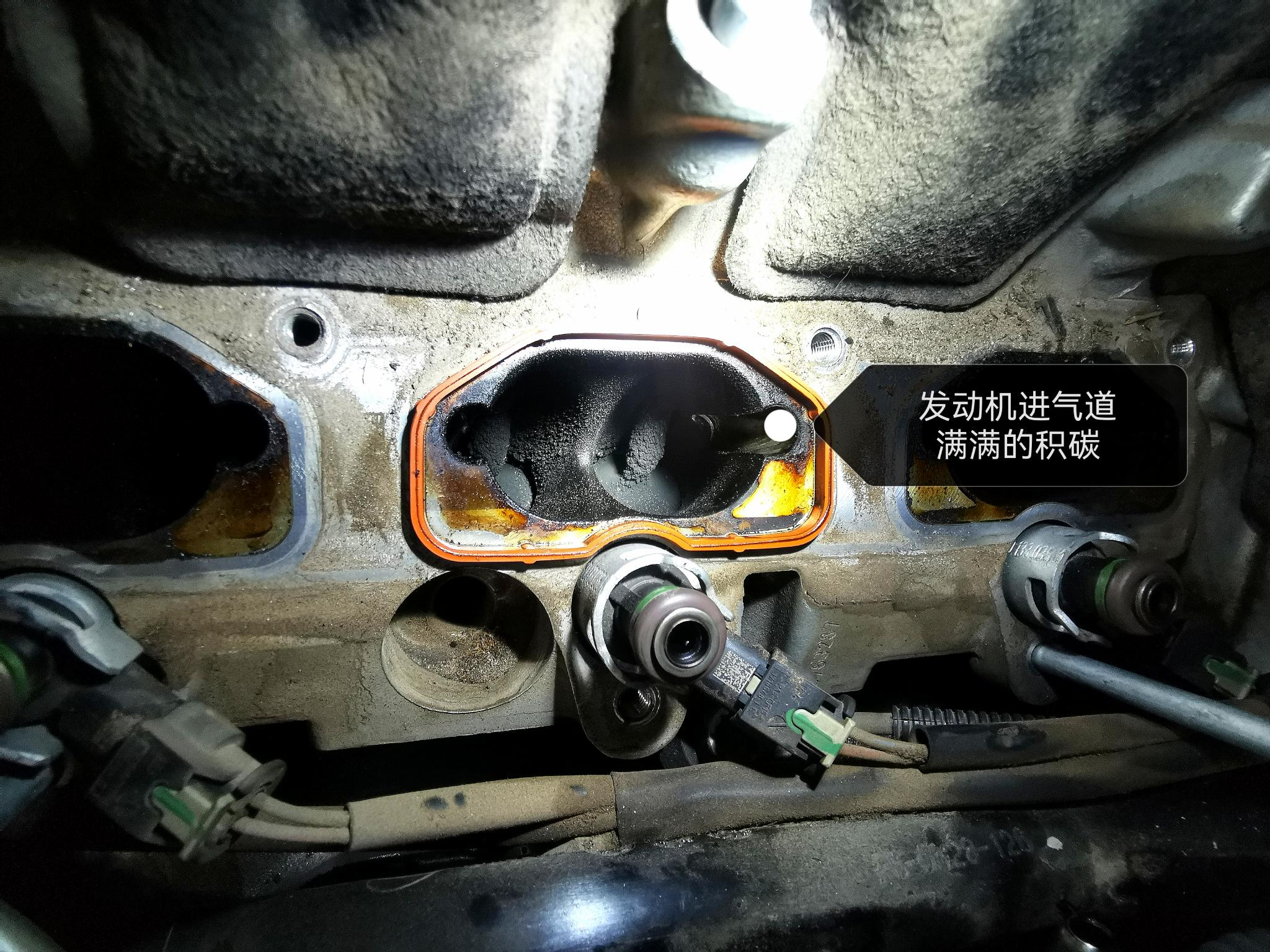 重庆金钣手汽车维修保养之干冰清洗汽车积碳