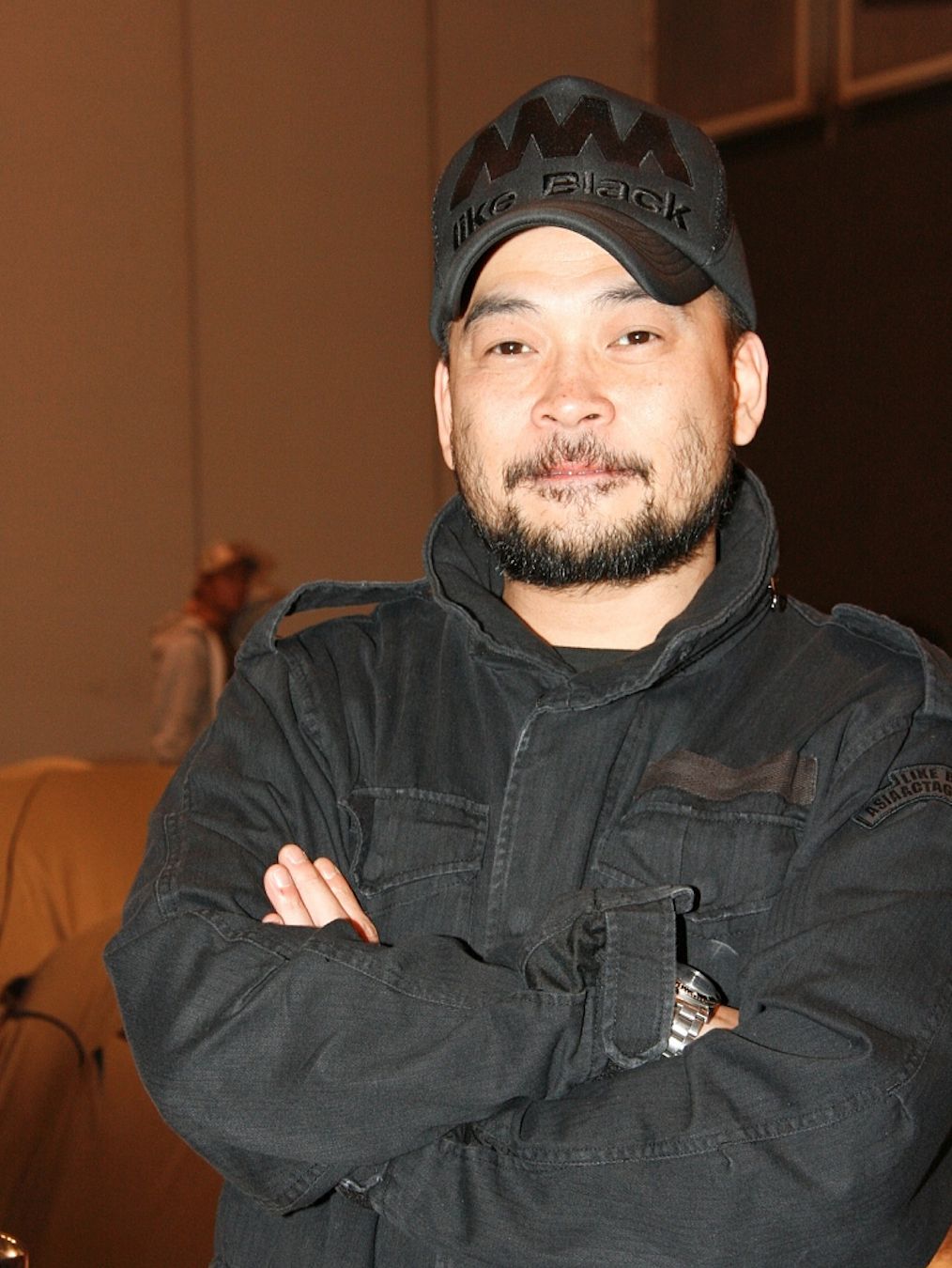 葛民辉生意亏损仍拒绝裁员,靠积蓄付员工薪资,坦言已赔掉两套房