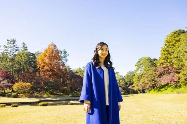 日本最美公主27岁生日罕见披散长发美貌升级只身出镜无人陪伴