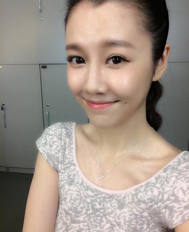 刘语熙和丈夫闪婚闪离2婚嫁韩国同学34岁做妈妈也幸福