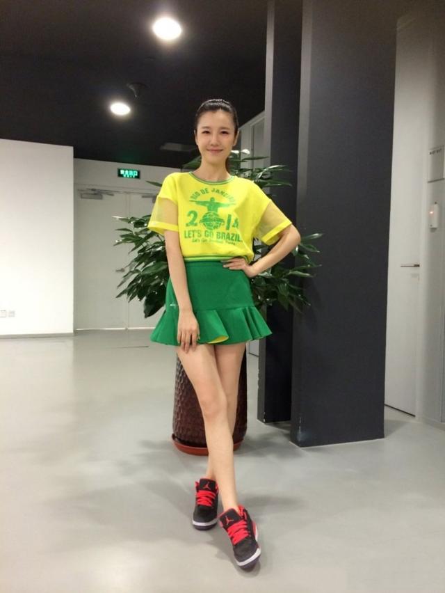 刘语熙和丈夫闪婚闪离2婚嫁韩国同学34岁做妈妈也幸福