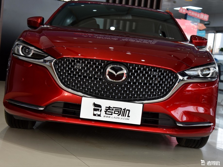 20万元左右你选谁？ 迈腾 VS 阿特兹