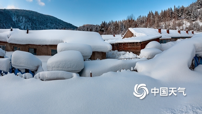 隆冬时节，黑龙江一派冰雪风光。（周智勇/视觉中国）