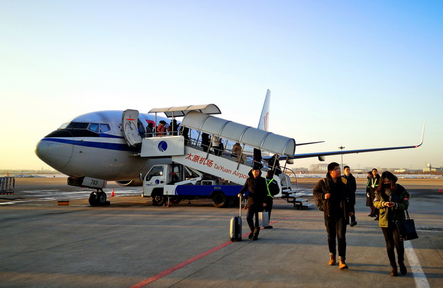 交通部官媒质疑机票退款慢：为何不能像火车汽车票一样秒退