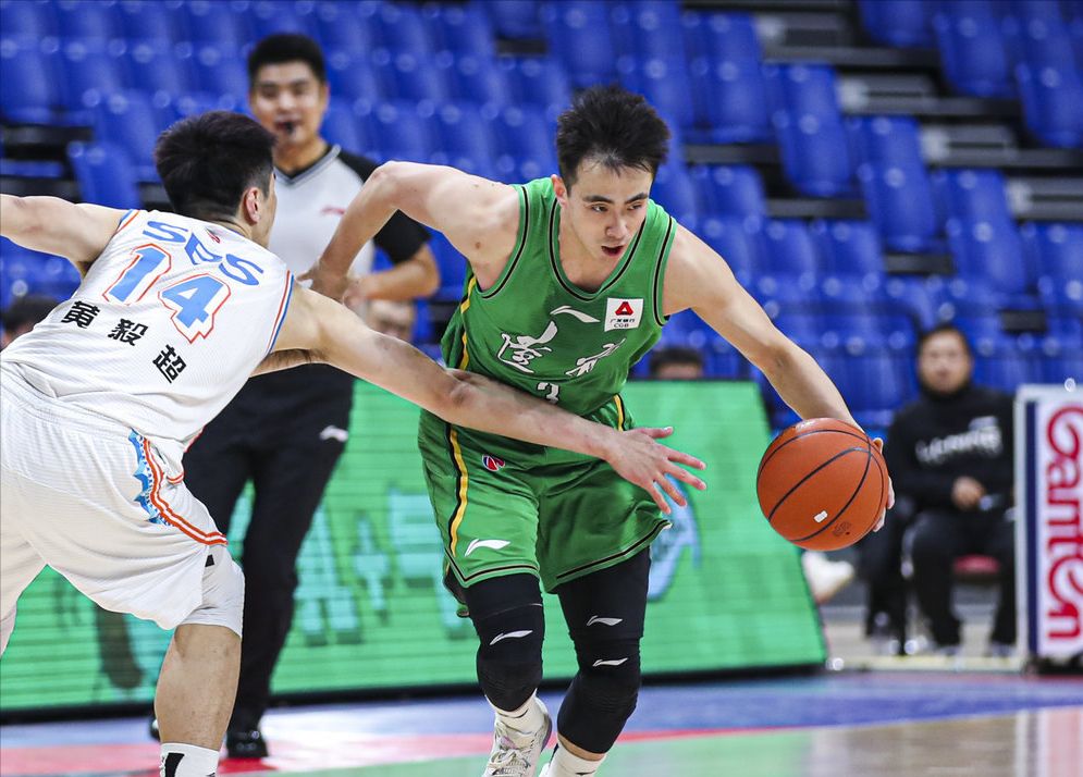 5人得分15+,辽篮轻取福建队!郭艾伦又被驱逐,比孙铭徽运气好休闲区蓝鸢梦想 - Www.slyday.coM 5人得分15+,辽篮轻取福建队!郭艾伦又被驱逐,比孙铭徽运气好休闲区蓝鸢梦想 - Www.slyday.coM