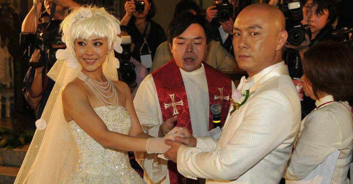 这才是真正的爱情，张卫健和张茜的婚姻，打脸太多秀恩爱的明星休闲区蓝鸢梦想 - Www.slyday.coM