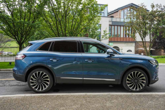 年终买车盘点，30万价位预算，这三款值得一看