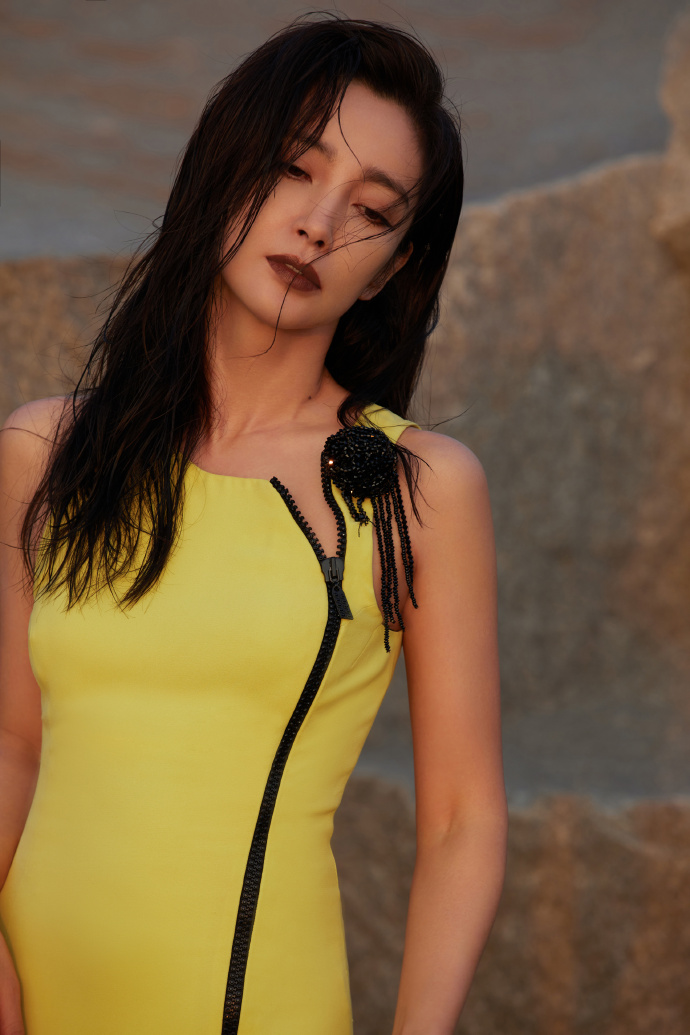 金鸡奖闭幕式举行：李冰冰、倪妮、关晓彤、吴宣仪等红毯造型曝光休闲区蓝鸢梦想 - Www.slyday.coM