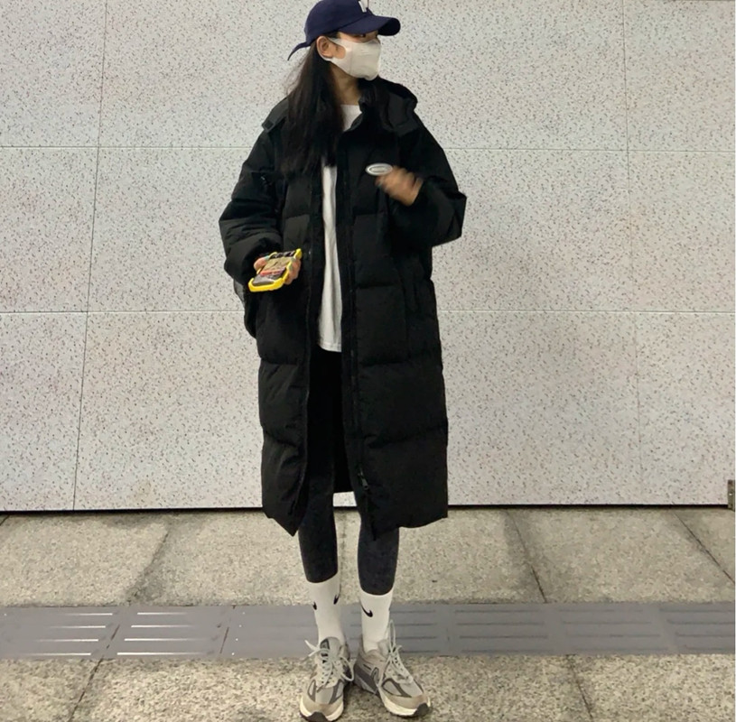 这才是教科书级别的“黑羽绒服”搭配,优雅时尚,关键是不老气休闲区蓝鸢梦想 - Www.slyday.coM 这才是教科书级别的“黑羽绒服”搭配,优雅时尚,关键是不老气休闲区蓝鸢梦想 - Www.slyday.coM