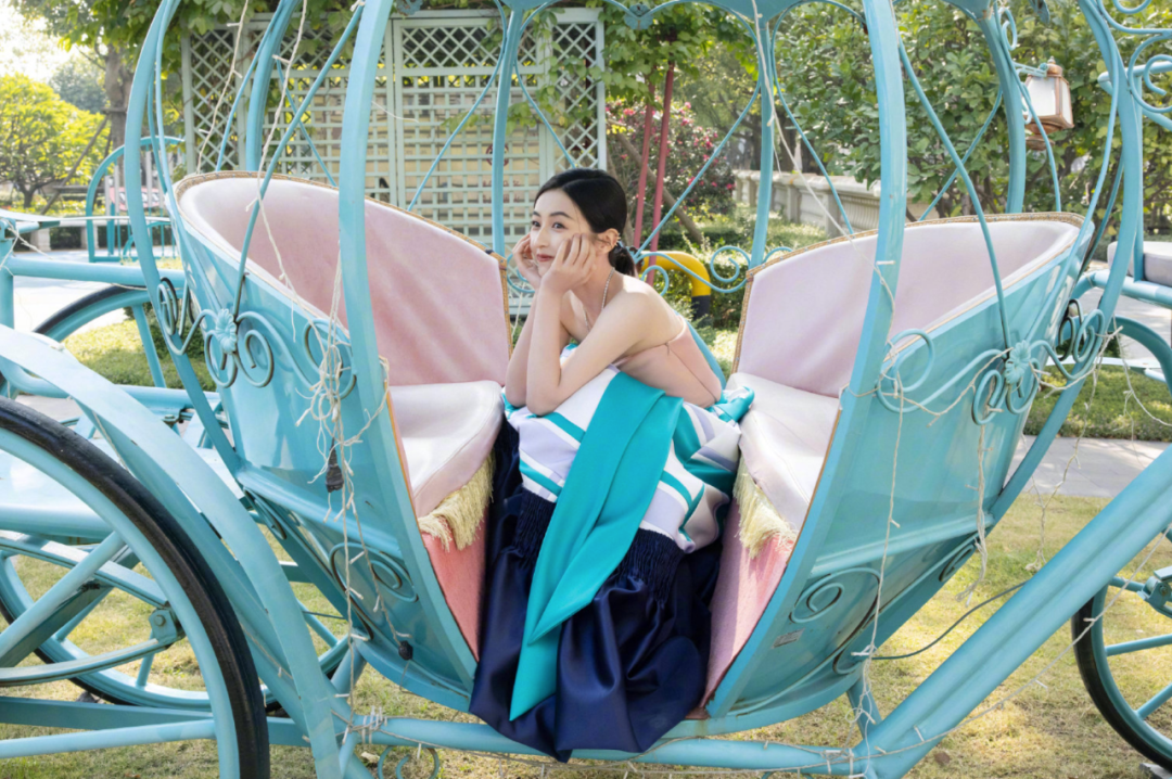 金鸡奖女星造型红黑榜,沈月披纱窗,关晓彤老气,张子枫逆袭了休闲区蓝鸢梦想 - Www.slyday.coM 金鸡奖女星造型红黑榜,沈月披纱窗,关晓彤老气,张子枫逆袭了休闲区蓝鸢梦想 - Www.slyday.coM