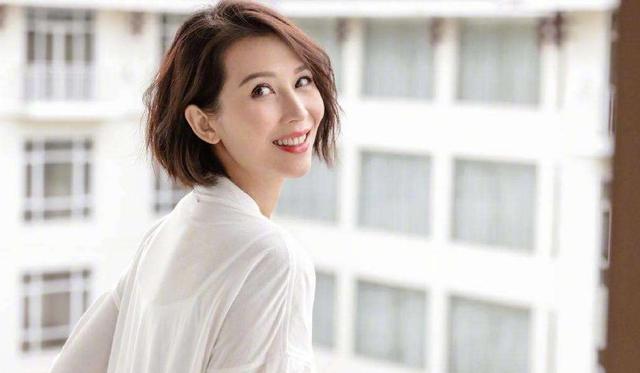 《你好星期六》何炅回来了，最后是她替代了谢娜的位置休闲区蓝鸢梦想 - Www.slyday.coM