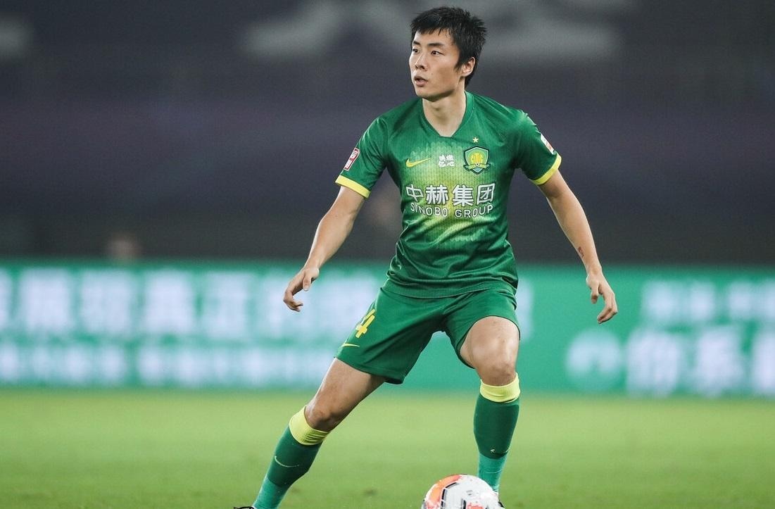 仅踢45分钟被换国安两主力后卫再度业余失误李明两笔引援失败