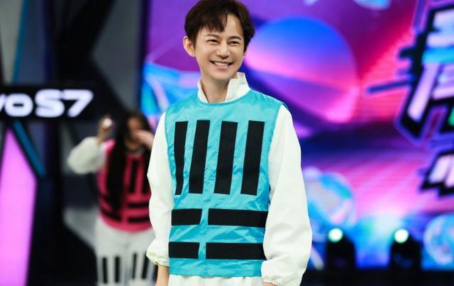 《你好星期六》何炅回来了，最后是她替代了谢娜的位置休闲区蓝鸢梦想 - Www.slyday.coM