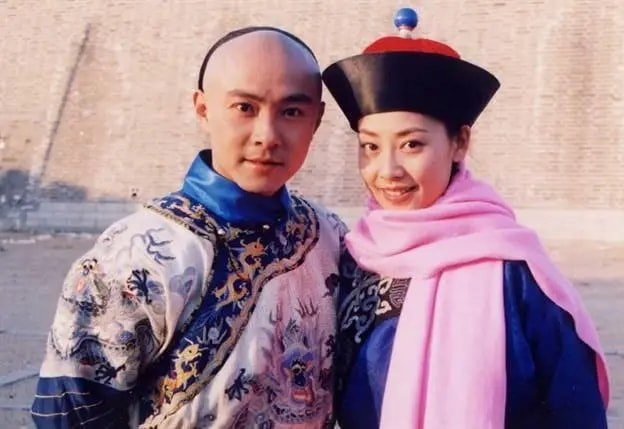 这才是真正的爱情，张卫健和张茜的婚姻，打脸太多秀恩爱的明星休闲区蓝鸢梦想 - Www.slyday.coM