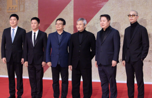 第34届金鸡奖获奖名单公布,张译影帝张小斐影后,张艺谋最佳导演休闲区蓝鸢梦想 - Www.slyday.coM 第34届金鸡奖获奖名单公布,张译影帝张小斐影后,张艺谋最佳导演休闲区蓝鸢梦想 - Www.slyday.coM