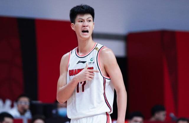 广东队大名单再生变化!两位神射手要挺身而出,杜锋重启20岁小将休闲区蓝鸢梦想 - Www.slyday.coM 广东队大名单再生变化!两位神射手要挺身而出,杜锋重启20岁小将休闲区蓝鸢梦想 - Www.slyday.coM