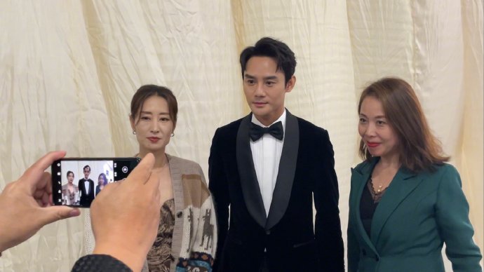 刘敏涛王凯金鸡奖同框啦!|刘敏涛|金鸡奖|伪装者_新浪新闻