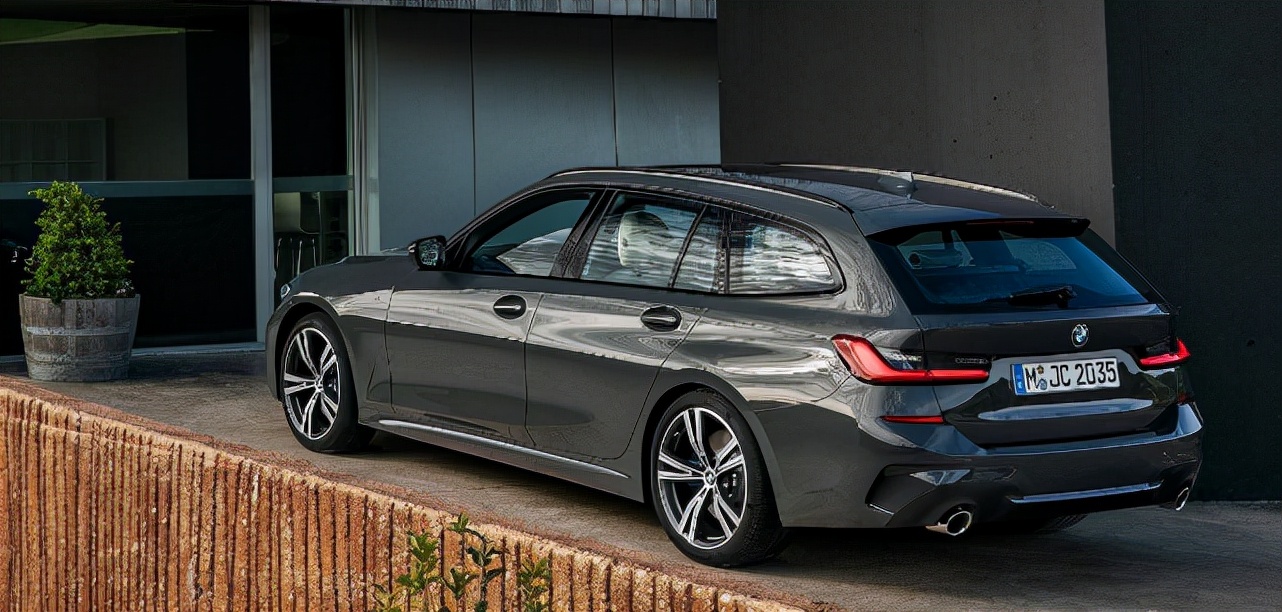 配运动套件的瓦罐车全新宝马3系旅行版海外曝光有望入华