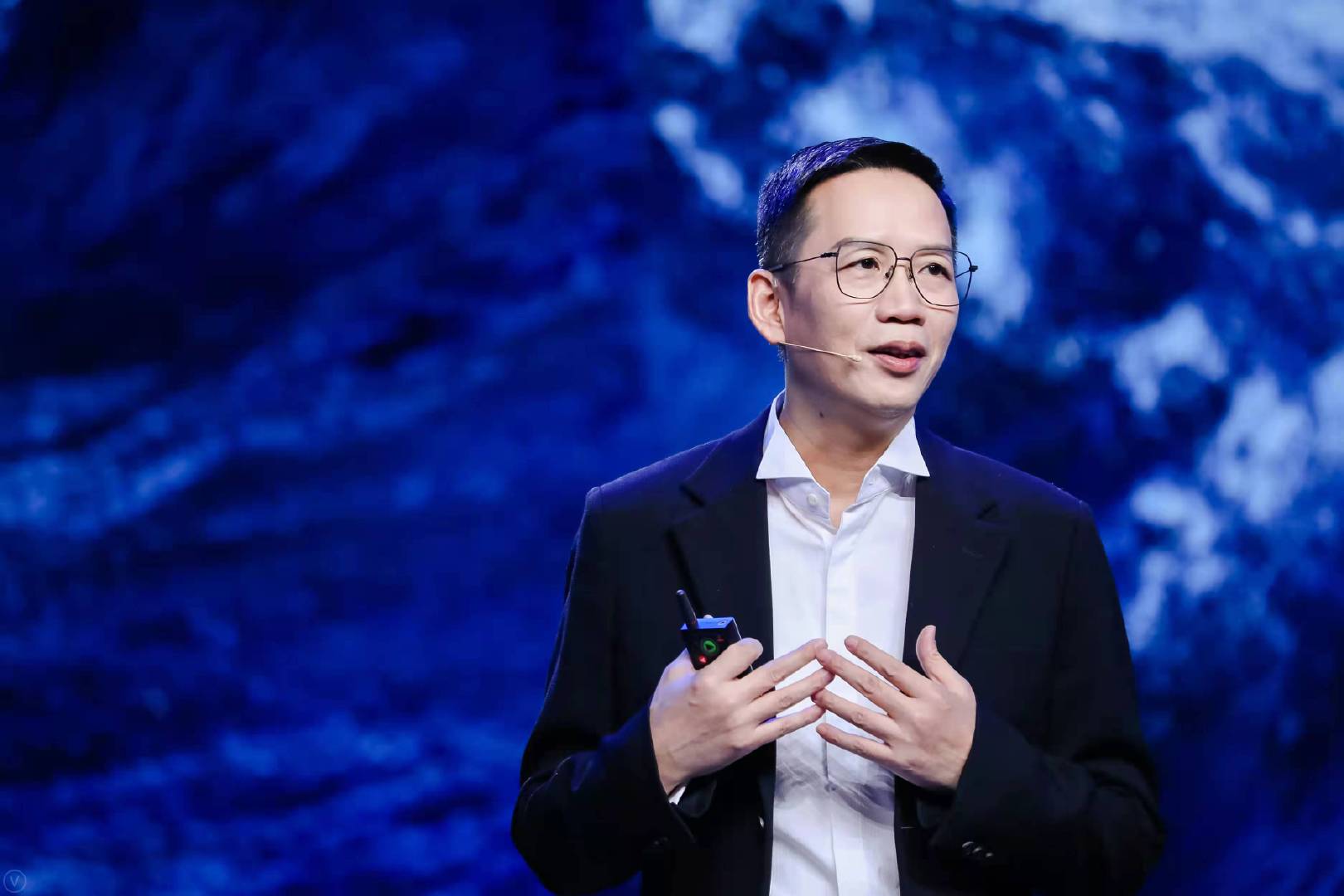 2021吴晓波年终秀 吴晓波:京沪千万资产家庭一半财富是房产|房产|北京