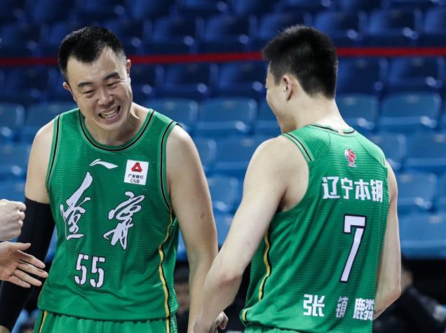 郭艾伦又被驱逐出场！辽宁男篮轻取福建，吴昌泽大爆发，高登46分休闲区蓝鸢梦想 - Www.slyday.coM