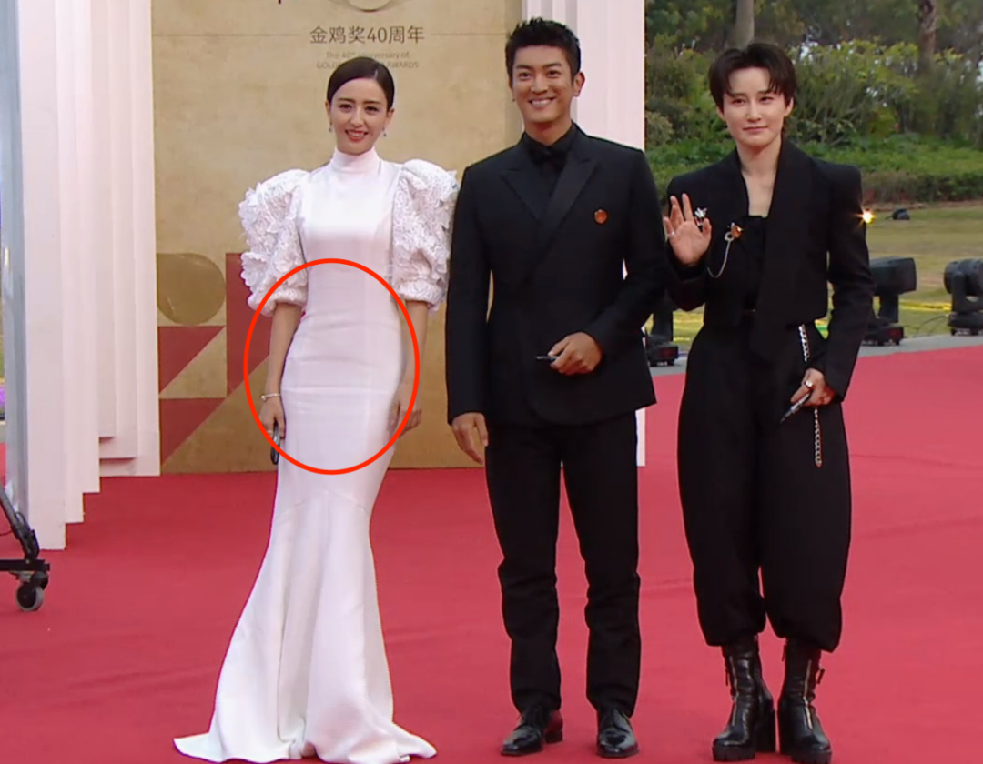 金鸡奖女星造型红黑榜,沈月披纱窗,关晓彤老气,张子枫逆袭了休闲区蓝鸢梦想 - Www.slyday.coM 金鸡奖女星造型红黑榜,沈月披纱窗,关晓彤老气,张子枫逆袭了休闲区蓝鸢梦想 - Www.slyday.coM