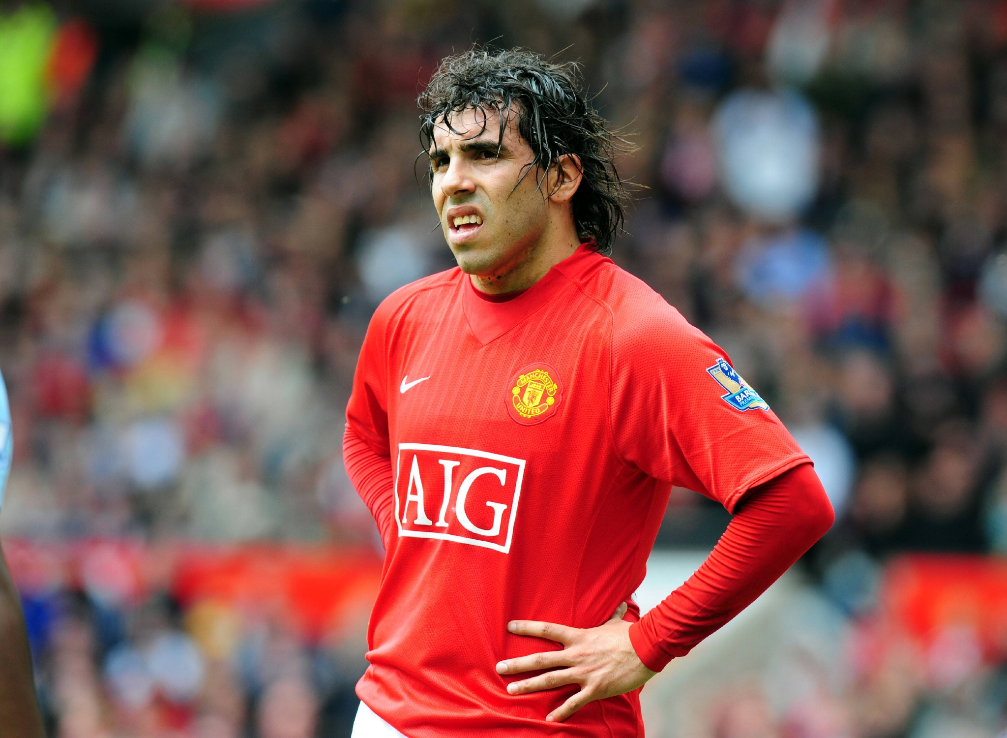 37岁特维斯加盟巴塞罗那sc,中超史上最大水货,1年赚3亿__财经头条