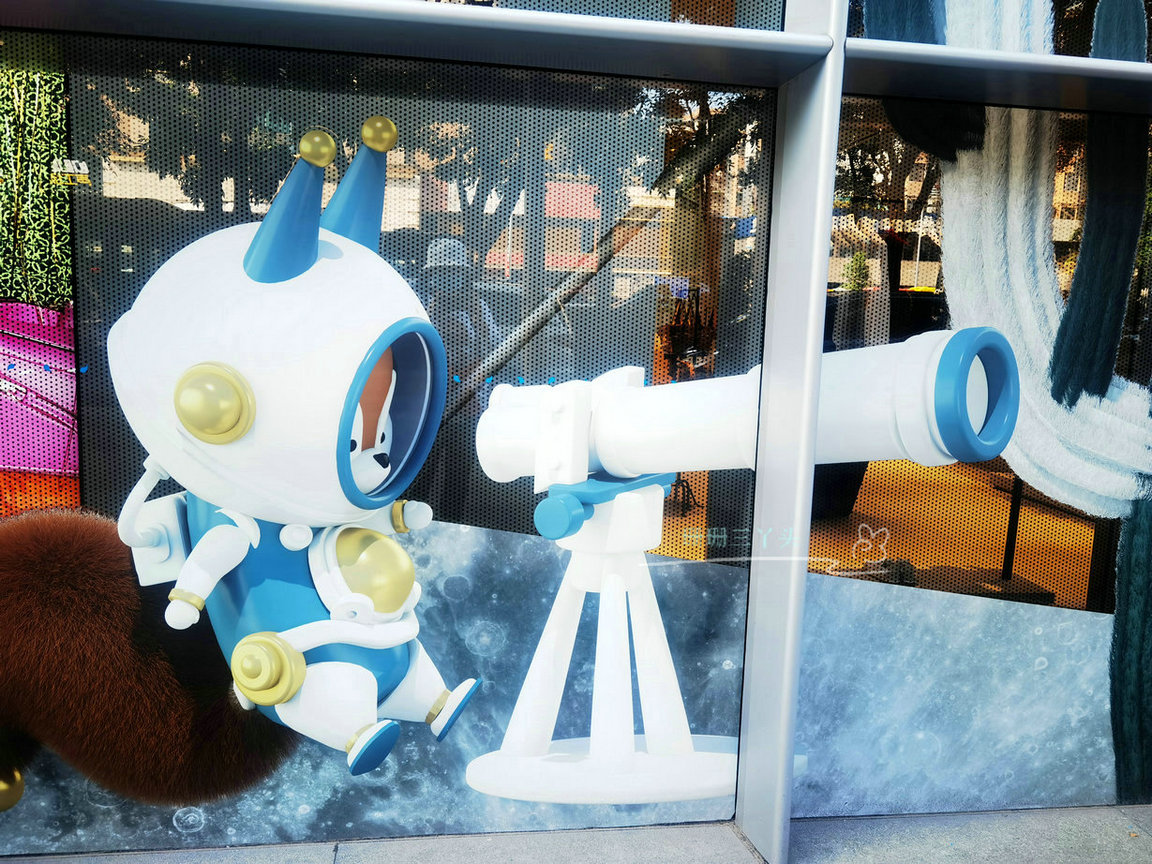 实拍广州“太古汇”， 在“月球后花园”，迎接充满希望的2022年休闲区蓝鸢梦想 - Www.slyday.coM