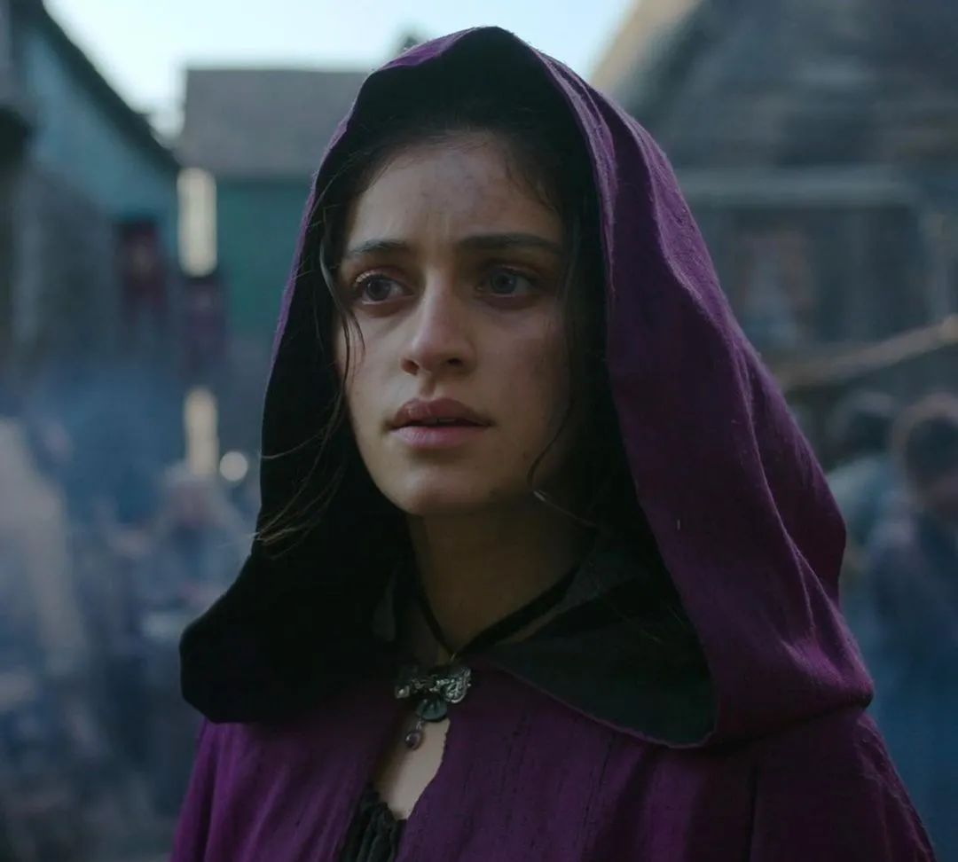 有点像卡妹,谢谢!|猎魔人2|叶奈法|术士_新浪新闻