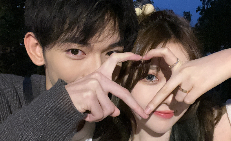 yuki雪雪跨年直播有惊喜人气cp频繁发糖烟花求婚令人期待