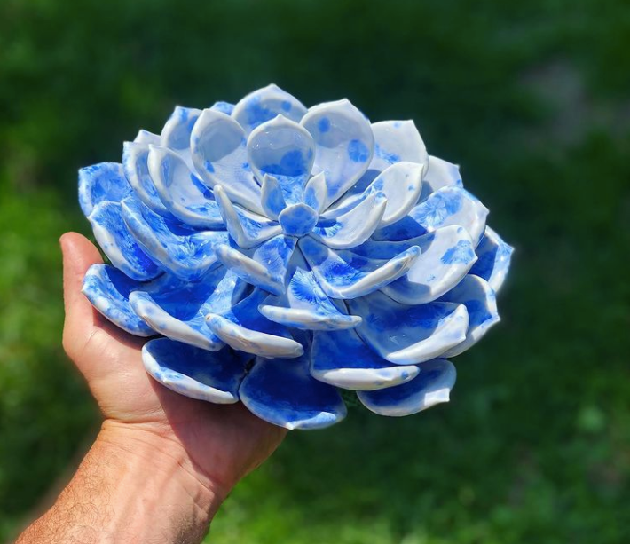 他用粘土制成超逼真多肉花卉,网友:这才是真正的“永生花”休闲区蓝鸢梦想 - Www.slyday.coM 他用粘土制成超逼真多肉花卉,网友:这才是真正的“永生花”休闲区蓝鸢梦想 - Www.slyday.coM