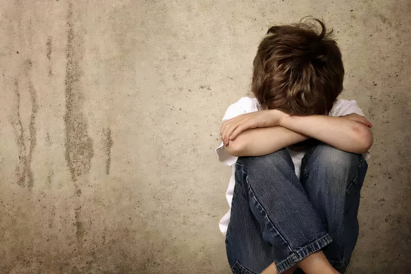 不爱说话反差大是孩子太内向选择性缄默症你听说过吗