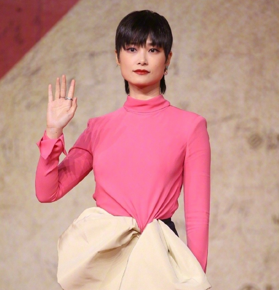 金鸡奖女星造型红黑榜,沈月披纱窗,关晓彤老气,张子枫逆袭了休闲区蓝鸢梦想 - Www.slyday.coM 金鸡奖女星造型红黑榜,沈月披纱窗,关晓彤老气,张子枫逆袭了休闲区蓝鸢梦想 - Www.slyday.coM