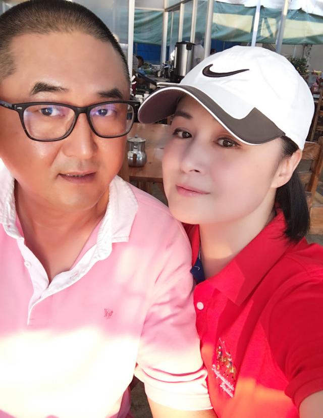 于月仙母亲走出阴霾经历了白发人送黑发人老人家正在慢慢恢复